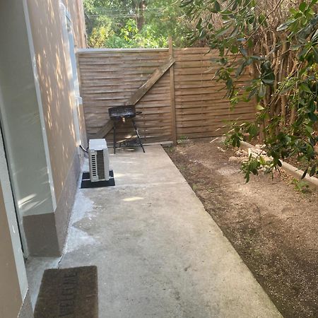 Spa Jardin Prive T3 Independant Dans Villa Morieres-les-Avignon Exterior foto