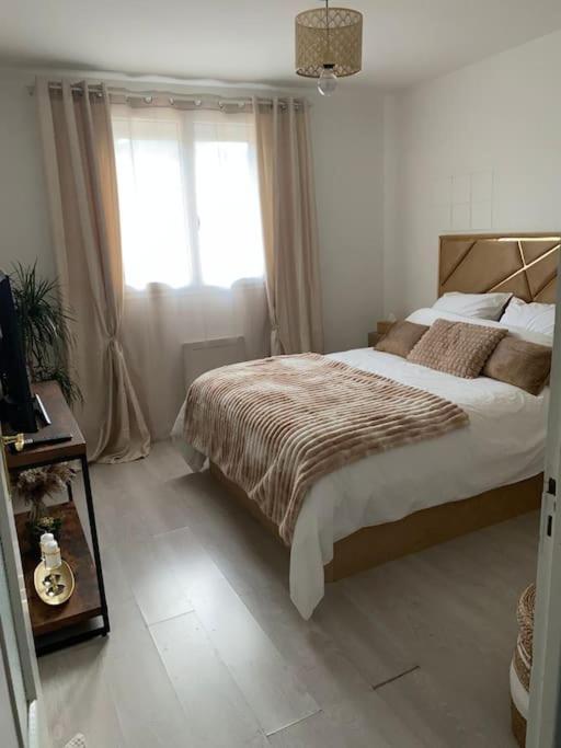 Spa Jardin Prive T3 Independant Dans Villa Morieres-les-Avignon Exterior foto