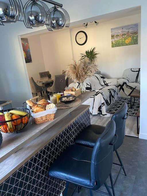 Spa Jardin Prive T3 Independant Dans Villa Morieres-les-Avignon Exterior foto