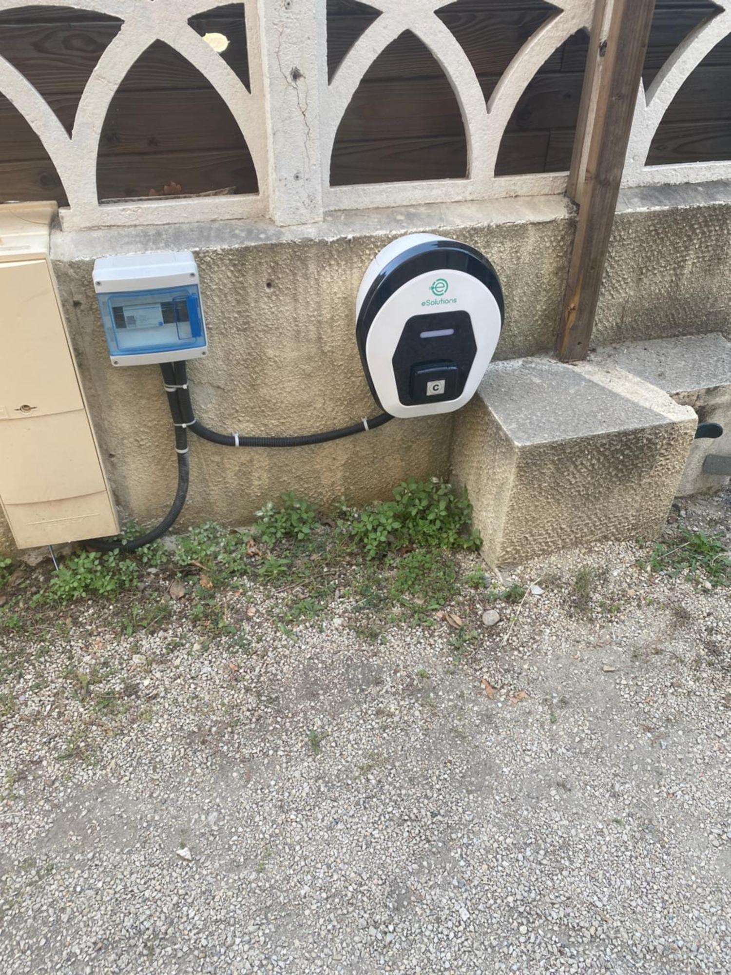 Spa Jardin Prive T3 Independant Dans Villa Morieres-les-Avignon Exterior foto